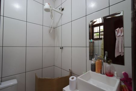 Casa à venda com 239m², 3 quartos e 5 vagasBanheiro de Serviço