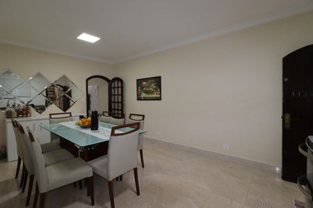 Casa à venda com 239m², 3 quartos e 5 vagasCozinha