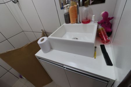 Casa à venda com 239m², 3 quartos e 5 vagasBanheiro de Serviço - Pia