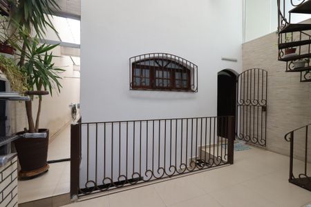 Casa à venda com 239m², 3 quartos e 5 vagasÁrea de Serviço