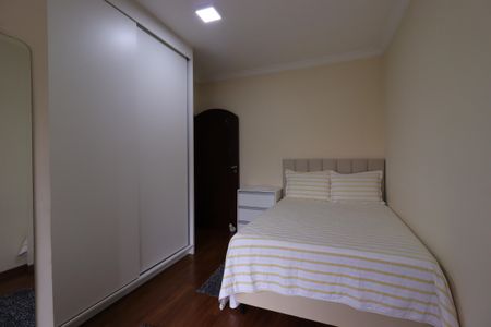 Casa à venda com 239m², 3 quartos e 5 vagasQuarto 1