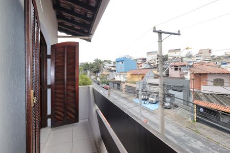 Casa à venda com 239m², 3 quartos e 5 vagasSacada do Quarto 1