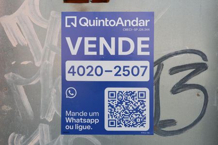 Casa à venda com 200m², 4 quartos e 2 vagas Casa à venda com 200m², 4 quartos e 2 vagasRYKG-758