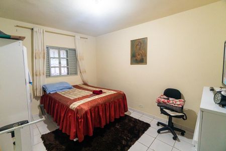 Casa à venda com 184m², 4 quartos e 1 vaga Casa à venda com 184m², 4 quartos e 1 vagaCasa 1 - Quarto