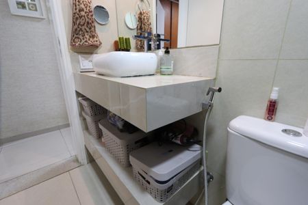 Apartamento à venda com 68m², 3 quartos e 1 vagaBanheiro Social