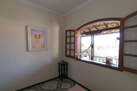 Casa à venda com 301m², 4 quartos e 4 vagas Casa à venda com 301m², 4 quartos e 4 vagasQuarto 3