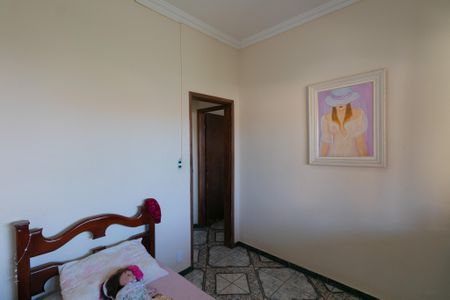 Casa à venda com 301m², 4 quartos e 4 vagas Casa à venda com 301m², 4 quartos e 4 vagasQuarto 3