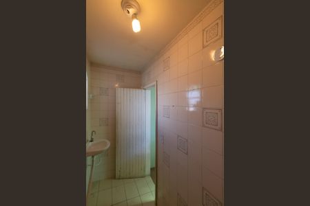 Casa à venda com 301m², 4 quartos e 4 vagas Casa à venda com 301m², 4 quartos e 4 vagasEdícula -Banheiro