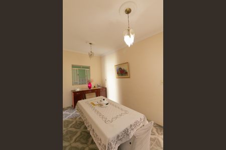 Casa à venda com 301m², 4 quartos e 4 vagas Casa à venda com 301m², 4 quartos e 4 vagasCopa