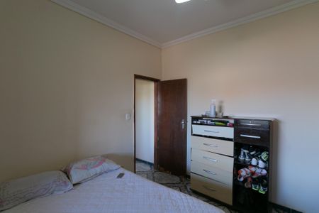 Casa à venda com 301m², 4 quartos e 4 vagas Casa à venda com 301m², 4 quartos e 4 vagasSuíte