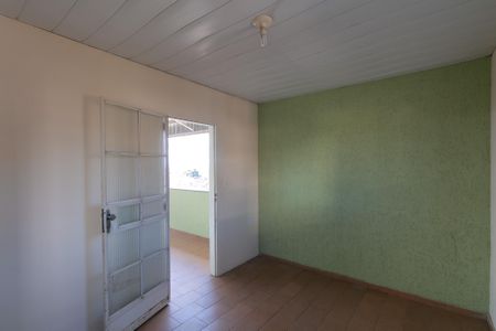 Casa à venda com 301m², 4 quartos e 4 vagas Casa à venda com 301m², 4 quartos e 4 vagasEdícula