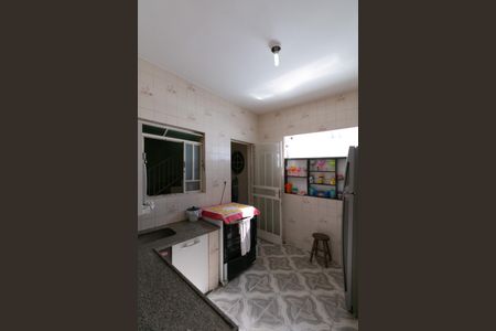 Casa à venda com 301m², 4 quartos e 4 vagas Casa à venda com 301m², 4 quartos e 4 vagasCozinha