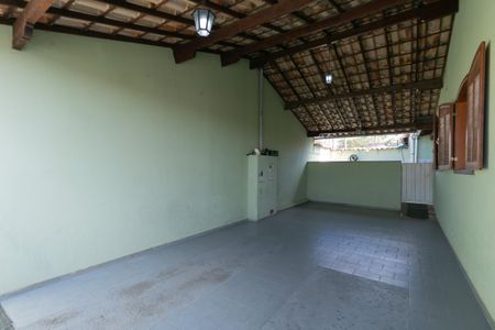Casa à venda com 301m², 4 quartos e 4 vagas Casa à venda com 301m², 4 quartos e 4 vagasÁrea Externa