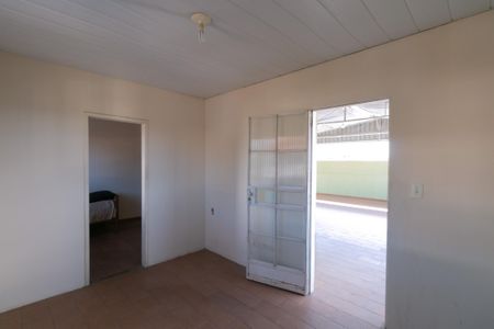 Casa à venda com 301m², 4 quartos e 4 vagas Casa à venda com 301m², 4 quartos e 4 vagasEdícula