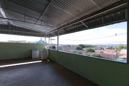 Casa à venda com 301m², 4 quartos e 4 vagas Casa à venda com 301m², 4 quartos e 4 vagasÁrea Externa