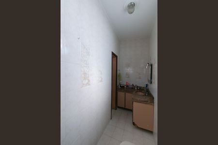 Casa à venda com 301m², 4 quartos e 4 vagas Casa à venda com 301m², 4 quartos e 4 vagasBanheiro da Suíte