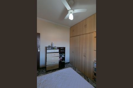 Casa à venda com 301m², 4 quartos e 4 vagas Casa à venda com 301m², 4 quartos e 4 vagasSuíte