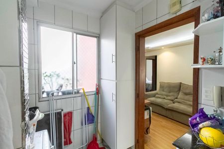 Apartamento à venda com 64m², 3 quartos e 1 vaga Apartamento à venda com 64m², 3 quartos e 1 vagaCozinha e Área de Serviço