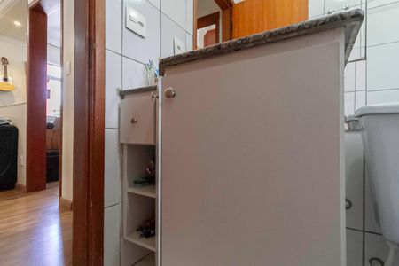 Apartamento à venda com 64m², 3 quartos e 1 vaga Apartamento à venda com 64m², 3 quartos e 1 vagaBanheiro Social