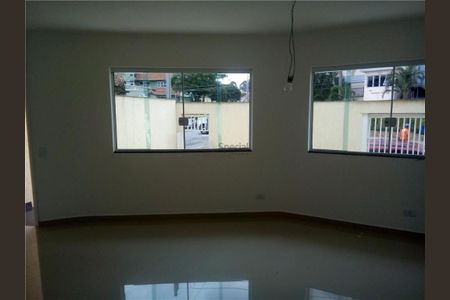 Casa à venda com 152m², 2 quartos e 5 vagas