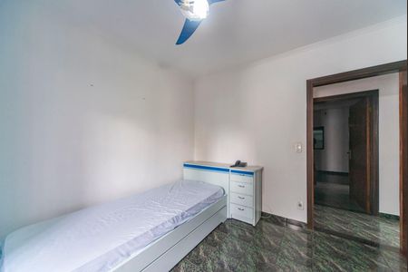 Apartamento à venda com 126m², 3 quartos e 2 vagas Apartamento à venda com 126m², 3 quartos e 2 vagasQuarto 1
