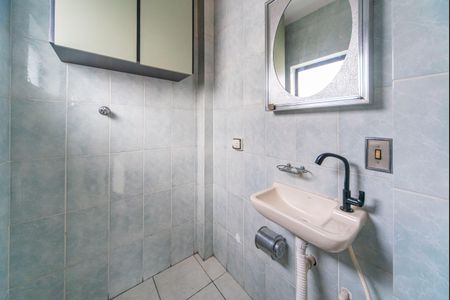 Apartamento à venda com 126m², 3 quartos e 2 vagas Apartamento à venda com 126m², 3 quartos e 2 vagasBanheiro de serviço