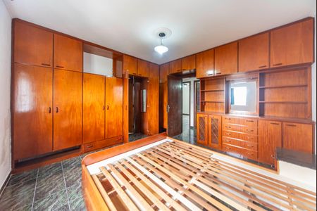 Apartamento à venda com 126m², 3 quartos e 2 vagas Apartamento à venda com 126m², 3 quartos e 2 vagasSuíte