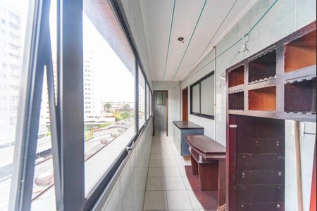 Apartamento à venda com 126m², 3 quartos e 2 vagas Apartamento à venda com 126m², 3 quartos e 2 vagasÁrea de Serviço