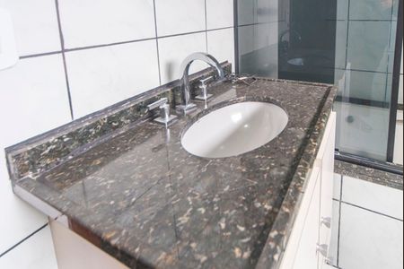 Apartamento à venda com 126m², 3 quartos e 2 vagas Apartamento à venda com 126m², 3 quartos e 2 vagasBanheiro da Suíte