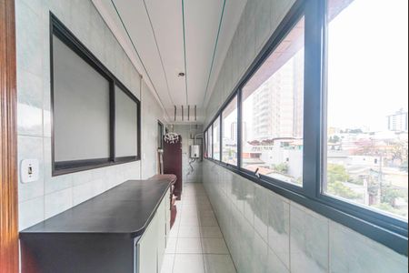 Apartamento à venda com 126m², 3 quartos e 2 vagas Apartamento à venda com 126m², 3 quartos e 2 vagasÁrea de Serviço