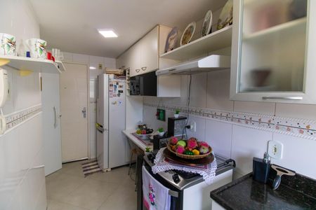 Apartamento à venda com 128m², 2 quartos e 1 vagaCozinha 