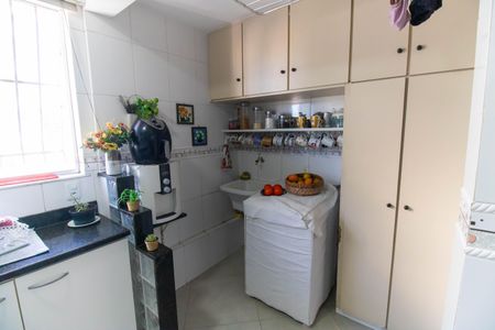 Apartamento à venda com 128m², 2 quartos e 1 vagaCozinha 