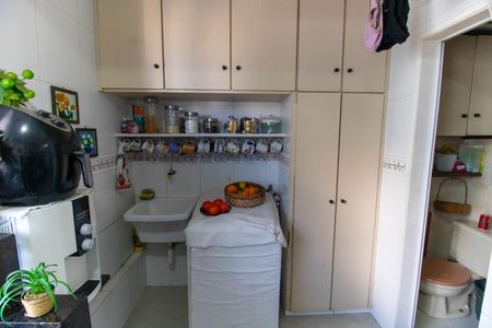 Apartamento à venda com 128m², 2 quartos e 1 vagaCozinha 