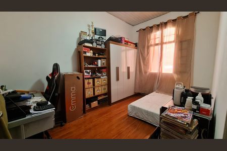 Casa à venda com 263m², 3 quartos e 1 vaga