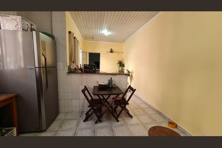 Casa à venda com 263m², 3 quartos e 1 vaga