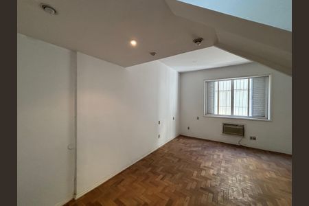 Apartamento à venda com 285m², 4 quartos e 3 vagasSuíte 3