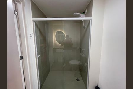 Studio à venda com 30m², 1 quarto e sem vaga Studio à venda com 30m², 1 quarto e sem vagaBanheiro