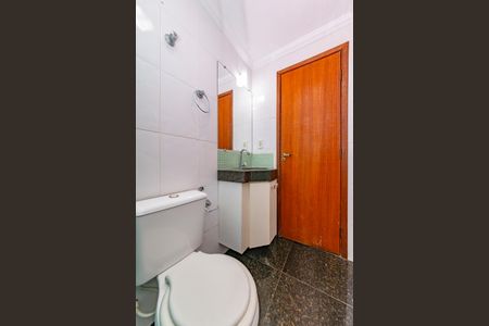 Apartamento à venda com 120m², 3 quartos e 2 vagas Apartamento à venda com 120m², 3 quartos e 2 vagasBanheiro Social