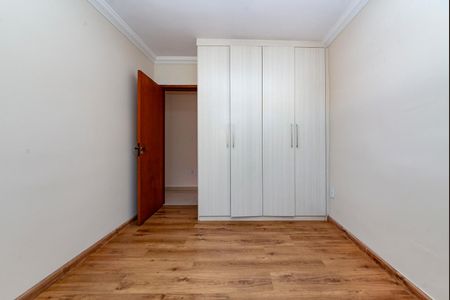 Apartamento à venda com 120m², 3 quartos e 2 vagas Apartamento à venda com 120m², 3 quartos e 2 vagasQuarto 2