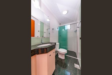 Apartamento à venda com 120m², 3 quartos e 2 vagas Apartamento à venda com 120m², 3 quartos e 2 vagasBanheiro da Suíte