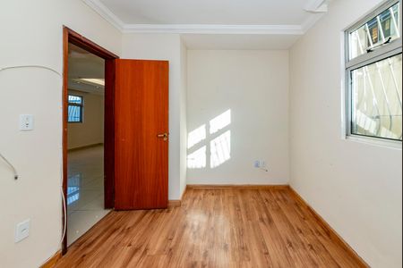 Apartamento à venda com 120m², 3 quartos e 2 vagas Apartamento à venda com 120m², 3 quartos e 2 vagasQuarto 1
