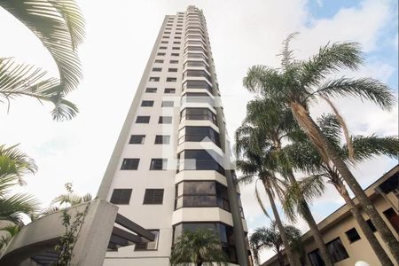 Apartamento à venda com 126m², 3 quartos e 3 vagas Apartamento à venda com 126m², 3 quartos e 3 vagasFachada