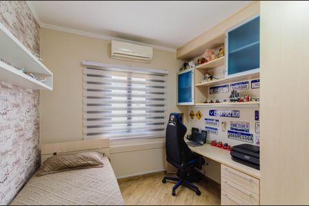 Casa à venda com 100m², 3 quartos e 2 vagas Casa à venda com 100m², 3 quartos e 2 vagasQuarto 1