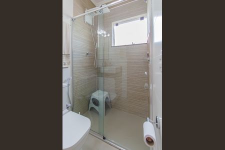 Casa à venda com 100m², 3 quartos e 2 vagas Casa à venda com 100m², 3 quartos e 2 vagasBanheiro da Suíte