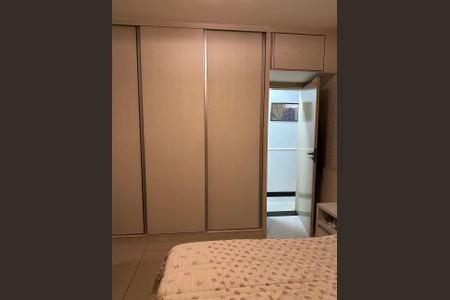 Casa à venda com 600m², 3 quartos e 2 vagas Casa à venda com 600m², 3 quartos e 2 vagasQuarto