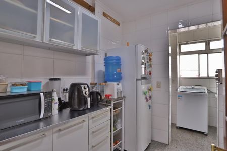 Apartamento à venda com 60m², 2 quartos e 1 vaga Apartamento à venda com 60m², 2 quartos e 1 vagaCozinha