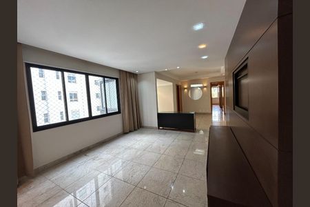 Apartamento à venda com 134m², 4 quartos e 3 vagas