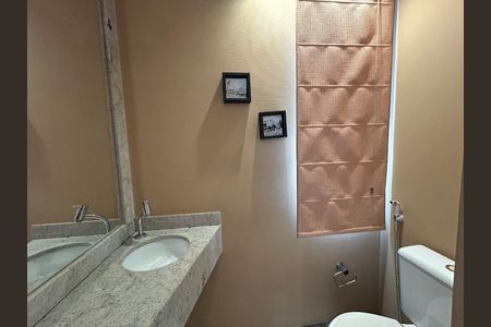 Apartamento à venda com 134m², 4 quartos e 3 vagas