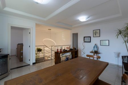 Casa para alugar com 400m², 3 quartos e 2 vagas Casa para alugar com 400m², 3 quartos e 2 vagasSala 3