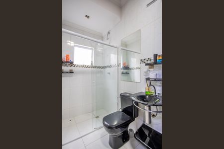 Casa à venda com 350m², 3 quartos e 4 vagasBanheiro da Suíte 2